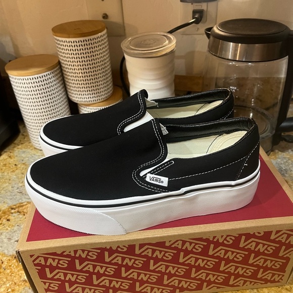 Vans slip on platform size 7.5 - Picture 3 of 7